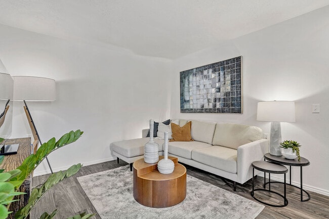 Renovated Living Room - Woodgate