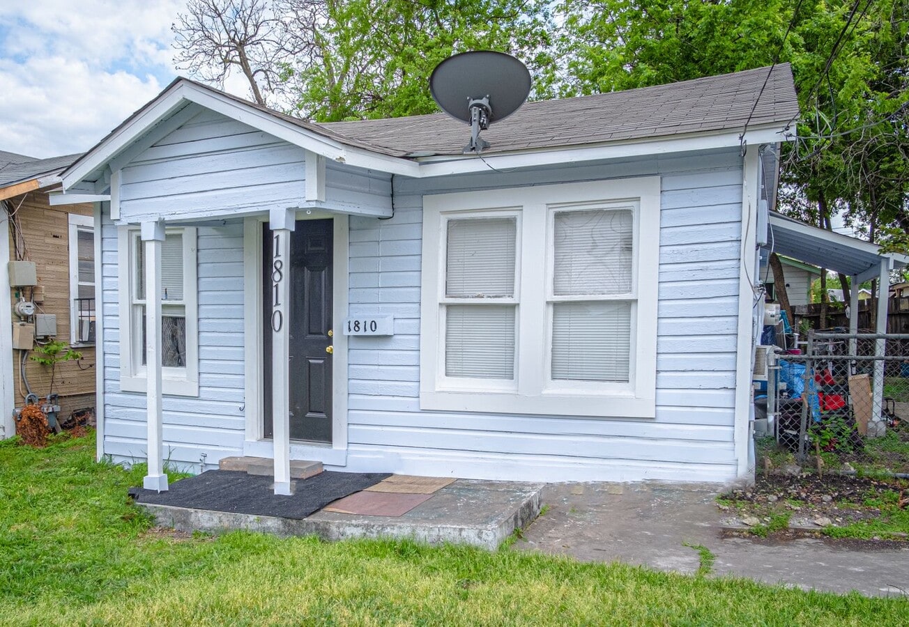 Photo - 2BR/1BA Ideal Home Near Downtown