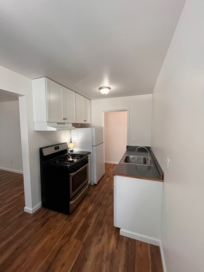 Photo - Fourth Street Apartments