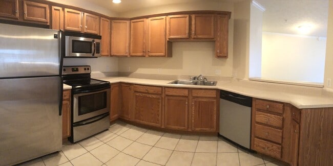 Photo - 1471 Autumn Oak St