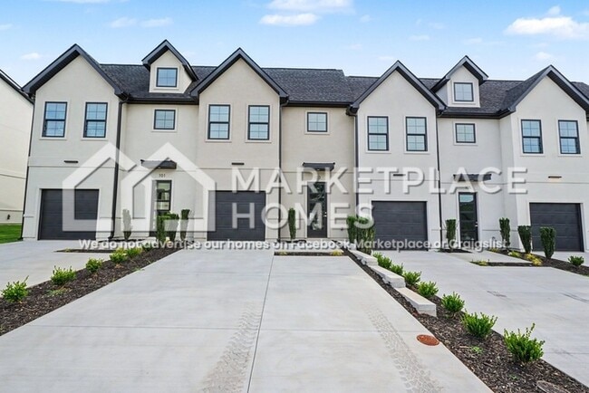 Photo - 103 Taverly Dr