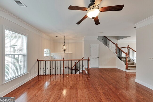 Photo - 4822 Seldon Way SE