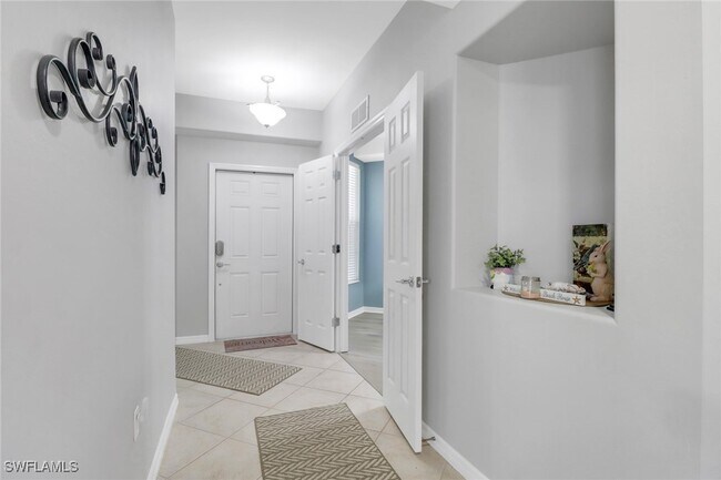 11601 Navarro Way