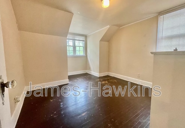 Photo - 433 Thorn Pl