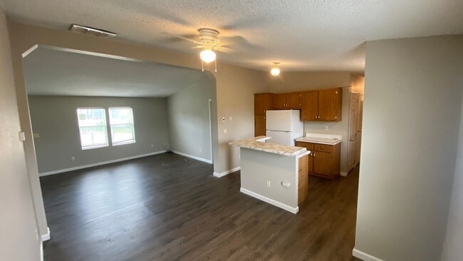 Photo - 4 Bed 2 Bath and Garage in Commerce City