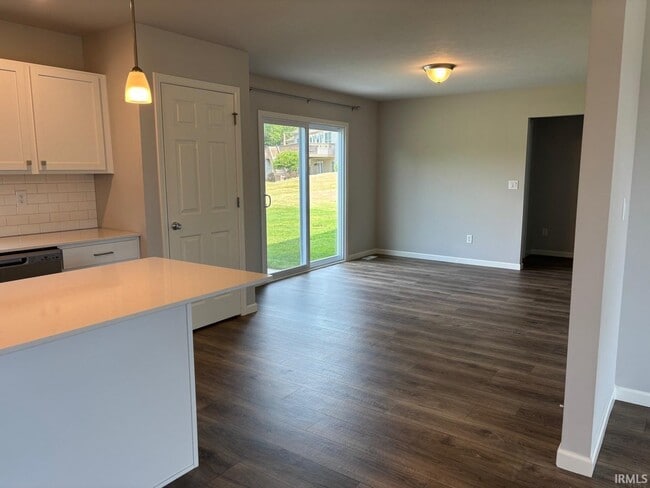 Photo - 54271 Stonebridge Dr
