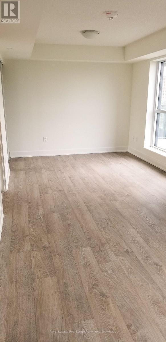 Photo - 9 Mabelle Ave Unité 423