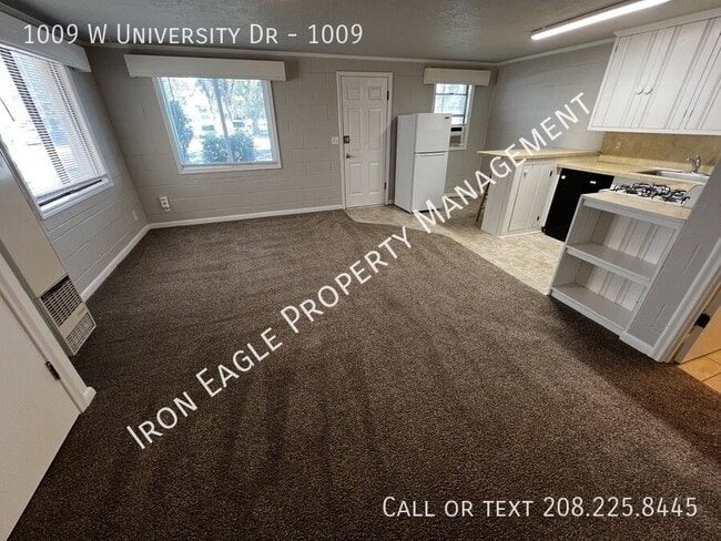 Photo - 1009 W University Dr Unit 1009