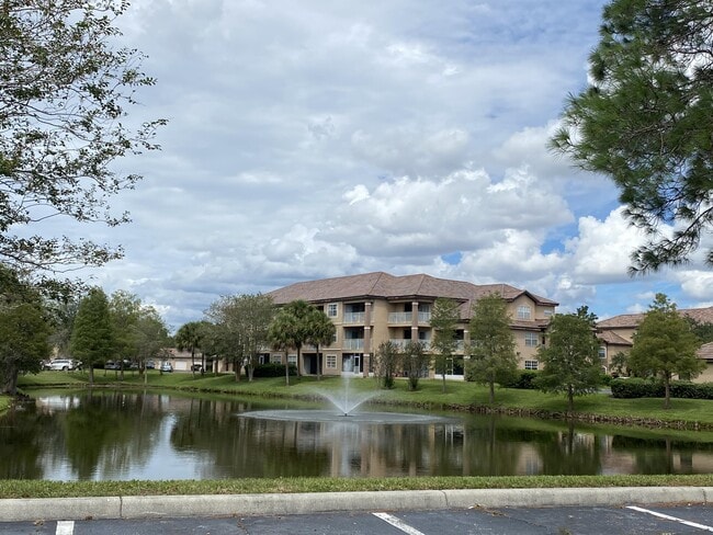 Photo - 14036 Fairway Island Dr