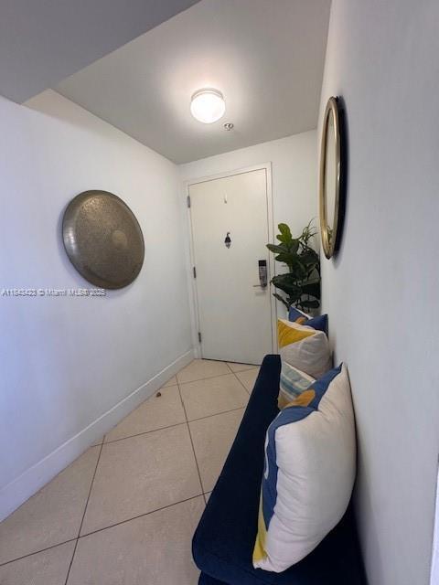 Building Photo - 601 NE 36th St Unit 903 Rental