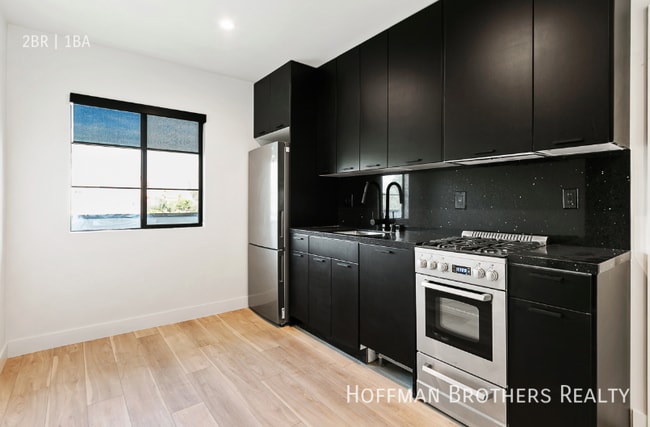 Photo - 233 Lucas Ave Unit 4