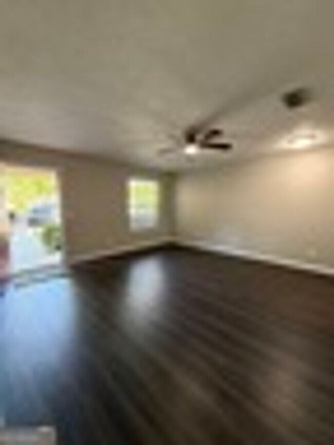 Photo - 73 Talbot Ct Unit 73 Talbot Court