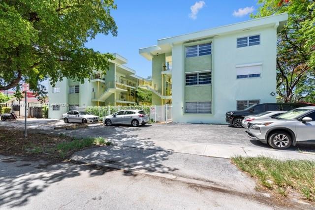 Photo - 2031 Dewey St Unidad 302 Rental