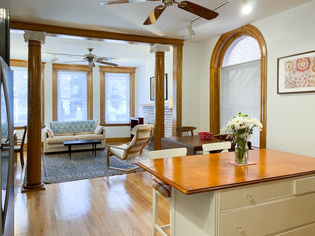 Building Photo - 511 Orange St Unit 1