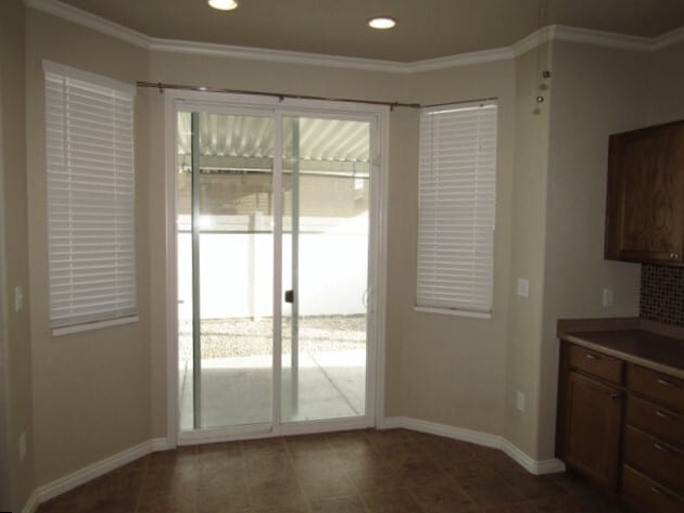 Photo - 738 Skipton Dr W