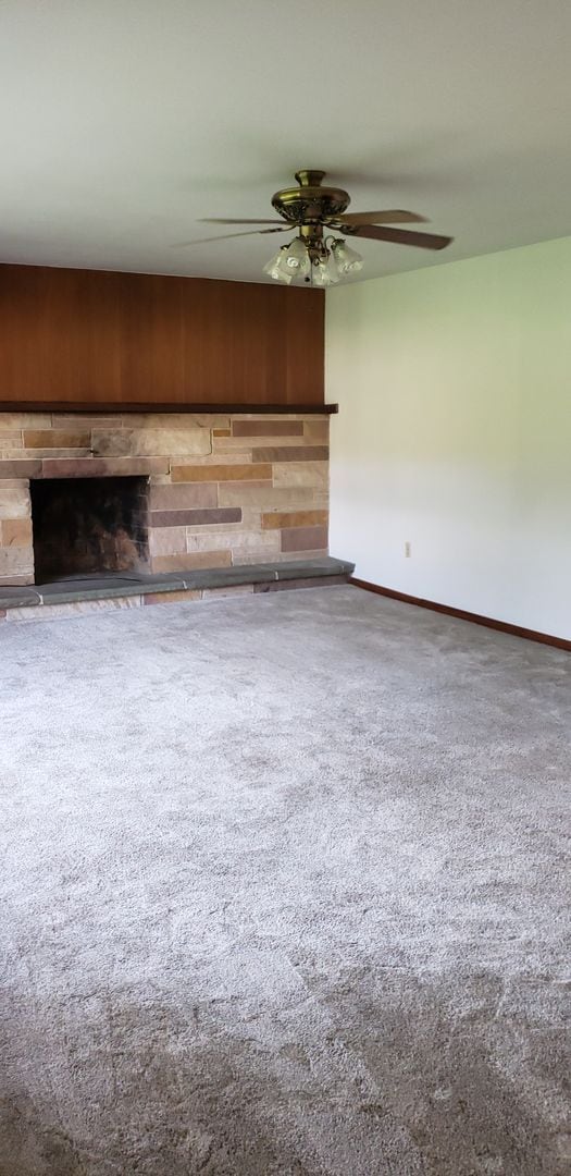 Photo - 725 W Pine Grove Rd