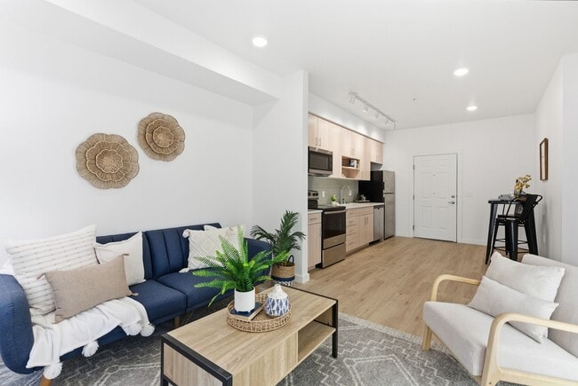 District Lofts at Garland!!