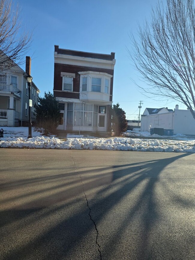 Photo - 622 S 8th St Unit A