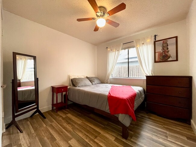 Photo - 11922 Tobler Trl