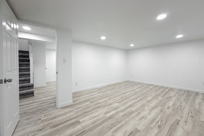 Photo - McPherson Duplex Unit 1126-B