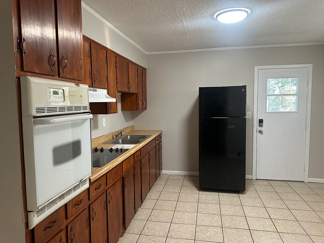 Photo - 512 Oshaughnessy Ave NE Unit B