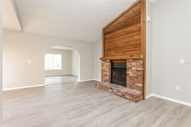 Photo - 105 Whispering Pines Ct