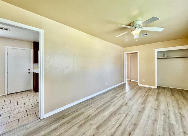 Photo - 3222 N Holman Ct