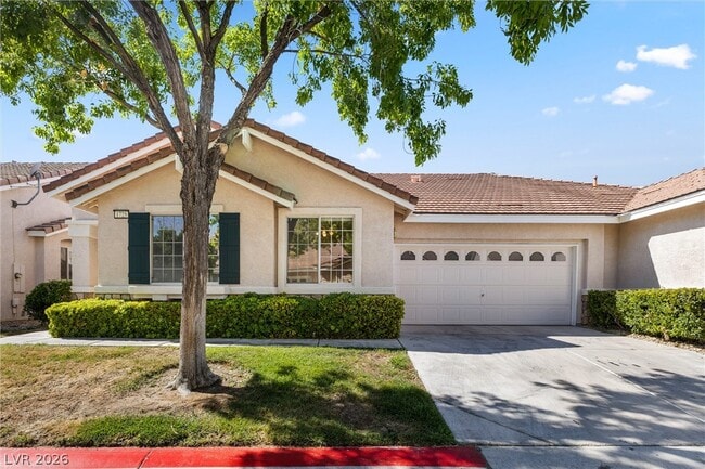 1725 Pacific Breeze Dr