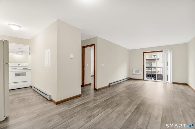 Photo - 115 Short Beach Rd