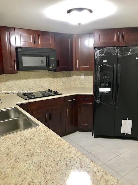 Photo - 9415 Fontainebleau Blvd Unidad 111