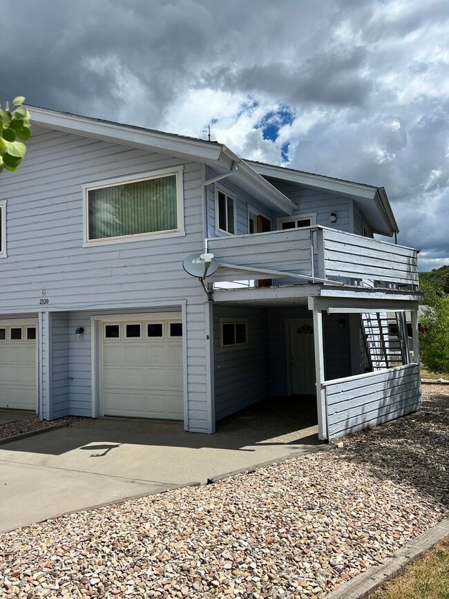 Building Photo - Prospector Townhome