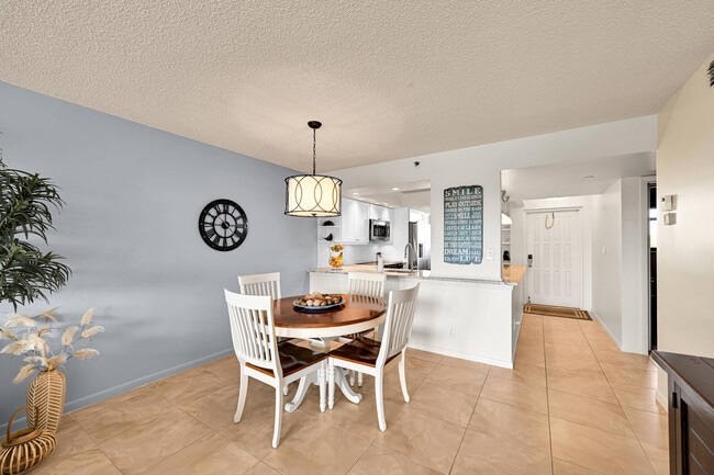 Photo - 1266 S Military Trail Unit 547