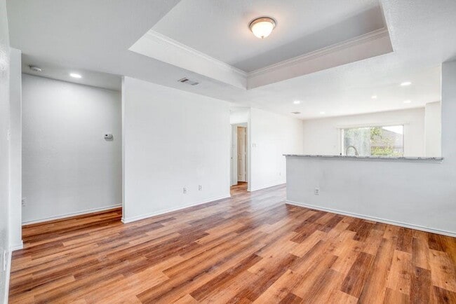 Photo - 3415 Crownover St