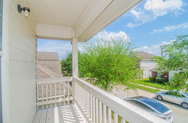 Photo - 6415 Mountain Pines Ln