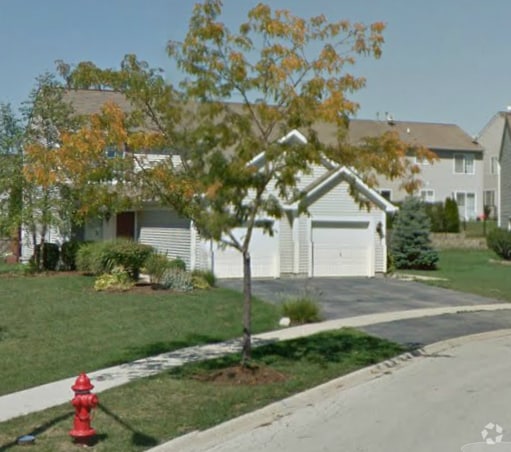 Building Photo - 2 St. 2BR 1.5Ba 1CGar Fenced yard in Cul-d... Rental