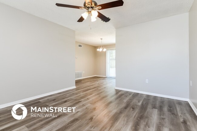 Photo - 751 Evangeline Ave