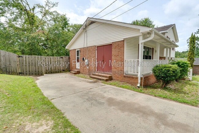 Photo - 3638 Karleen Rd