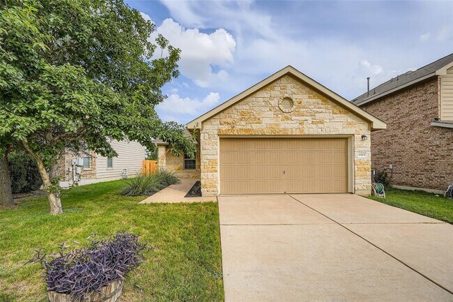 Building Photo - 6905 Crestone Rd Rental