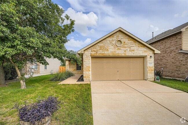 Building Photo - 6905 Crestone Rd Rental