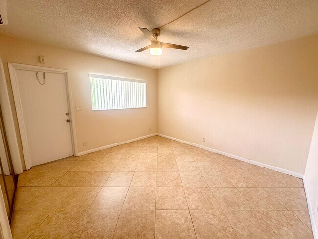 Photo - Cozy 1-bedroom unit in Fort Lauderdale! Unit B25