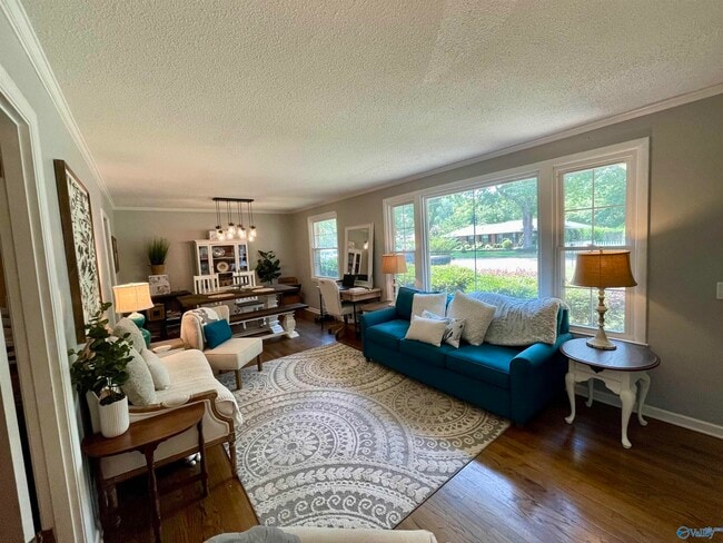 Photo - 2105 Hansel Ave SW