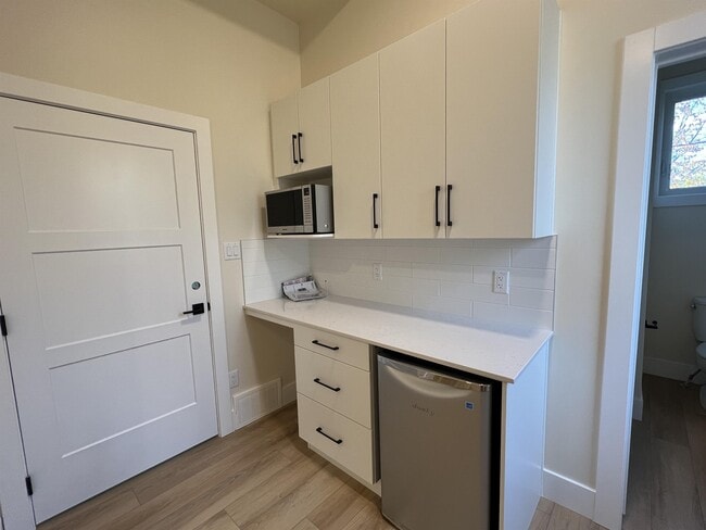 Photo - 8719-8110 110 St NW Unit 3B