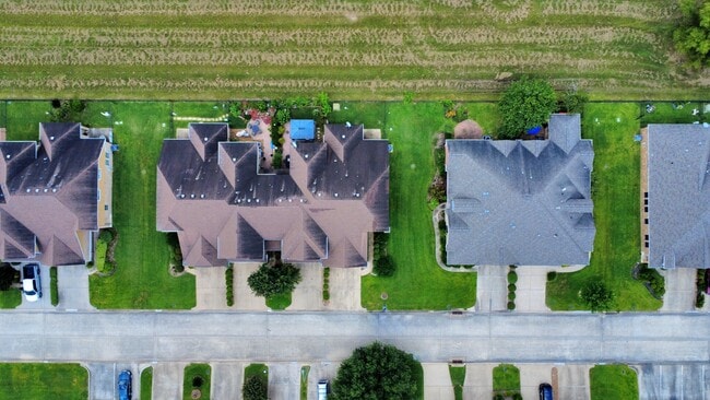 Building Photo - 8428 Willow Loch Dr