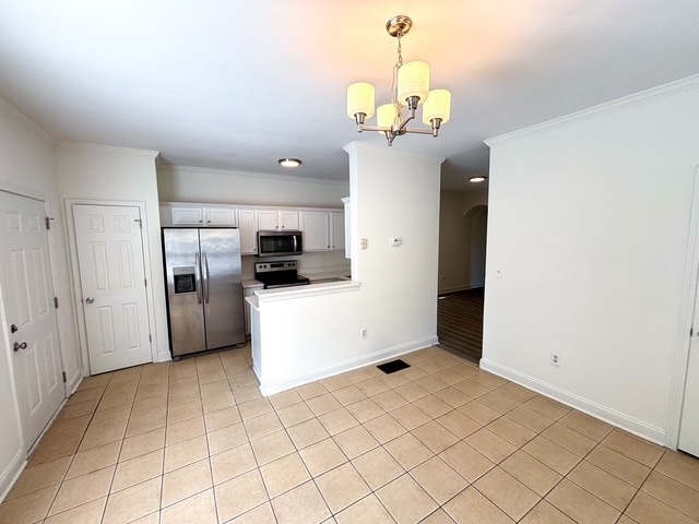 Photo - 668 Smith St SW