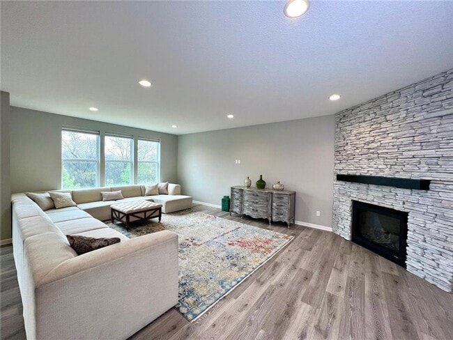 Photo - 15633 Dakota Ave