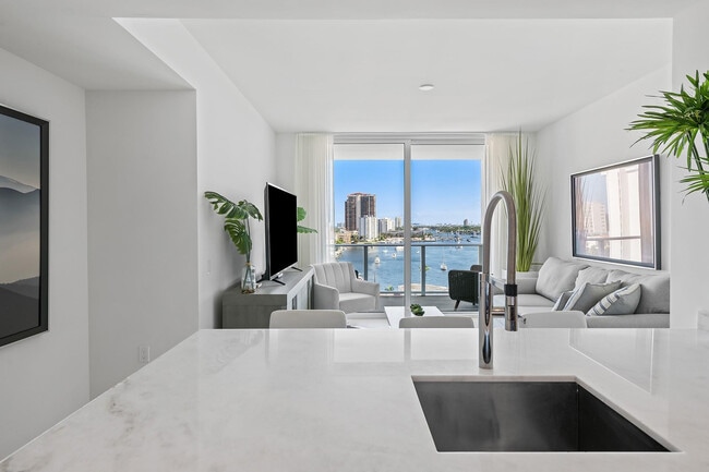 Photo - 401 N Birch Rd Unit 1003