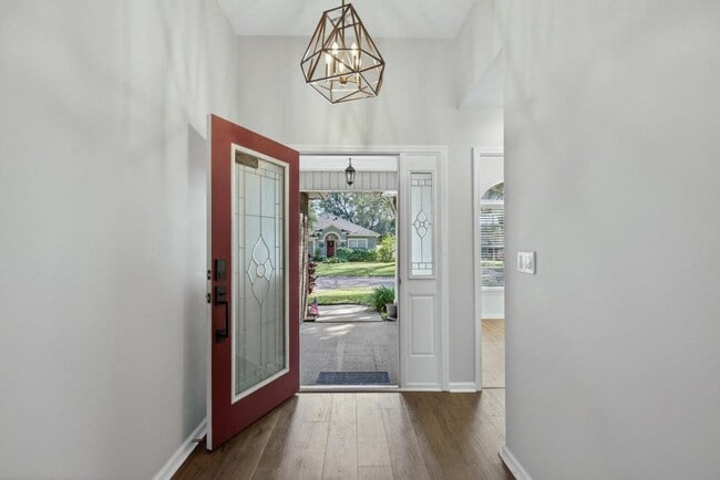 Photo - 1727 Canopy Oaks Dr