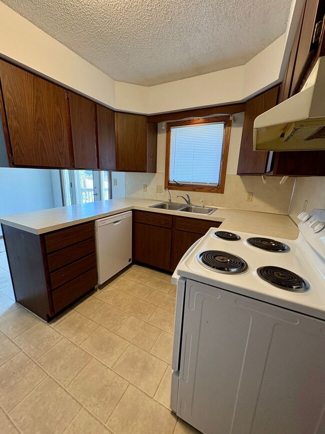 Photo - 3 bedroom 2 bathroom