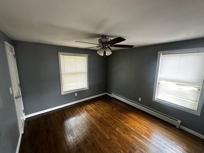 Photo - 84 Ambrose St