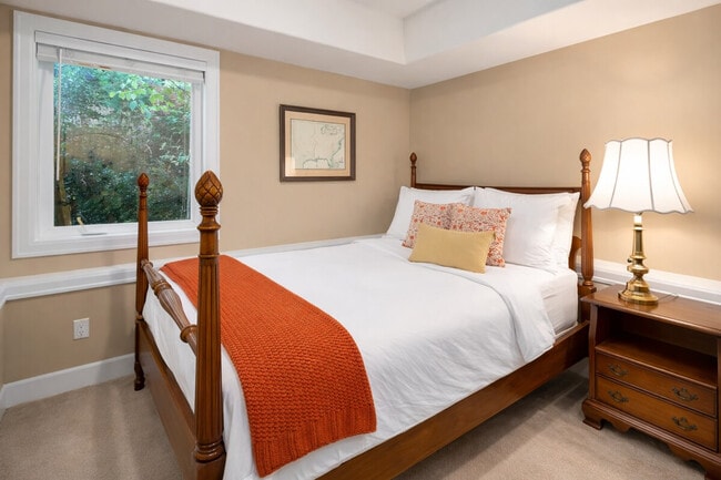 Photo - 2717 E Yesler Wy Unidad SI ID1035856P